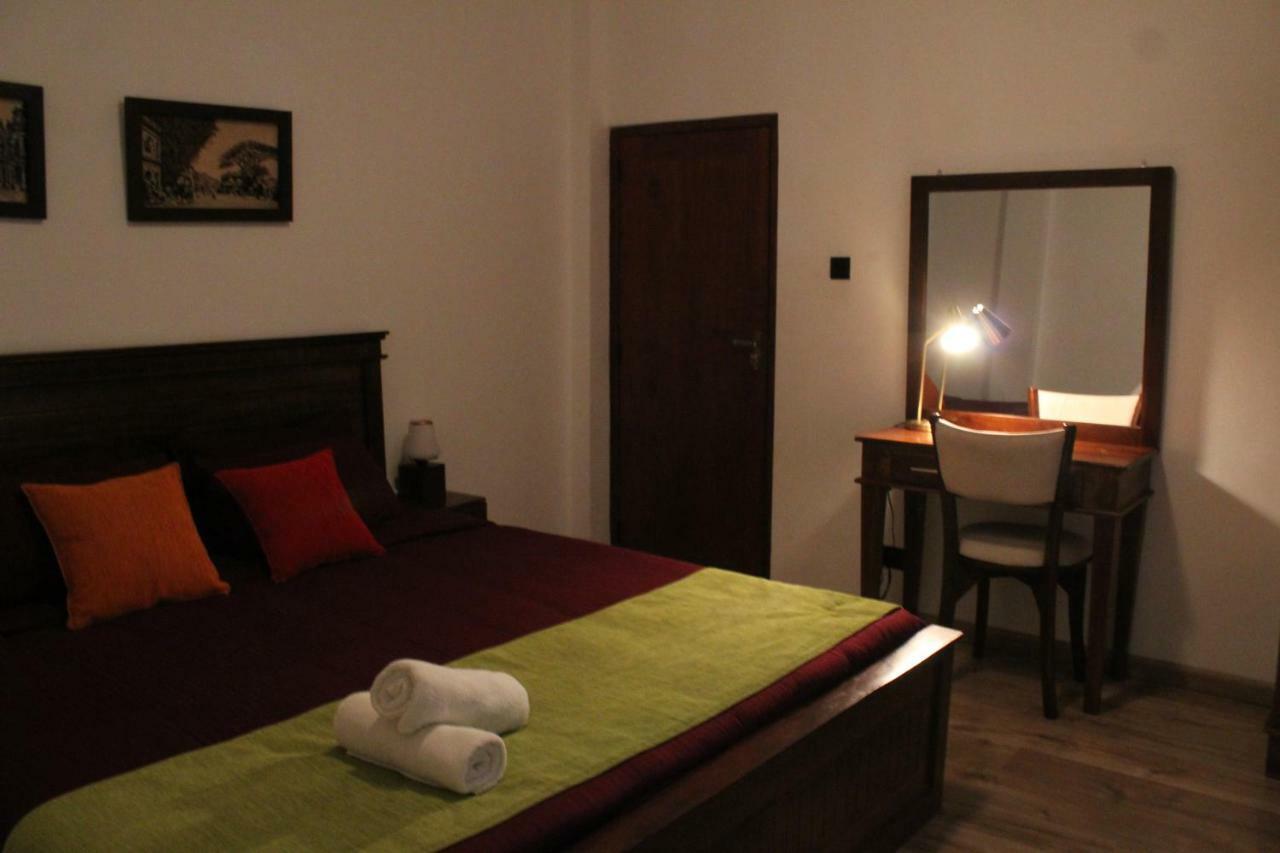 Regal Rose Luxury Holiday Apartments Нувара-Элия Экстерьер фото